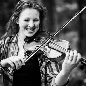 Meet your Posher, Ella